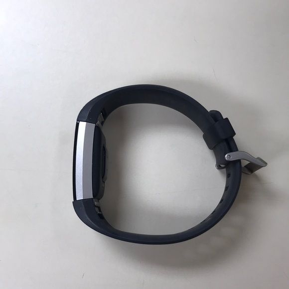 Fitbit charge 2 - Picture 2 of 4